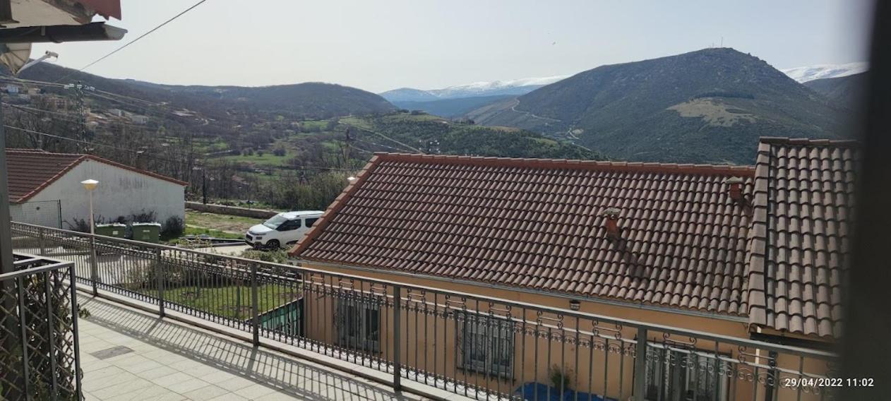 Гостевой дом La Pasailla De Gredos Навасепеда-де-Тормес Экстерьер фото