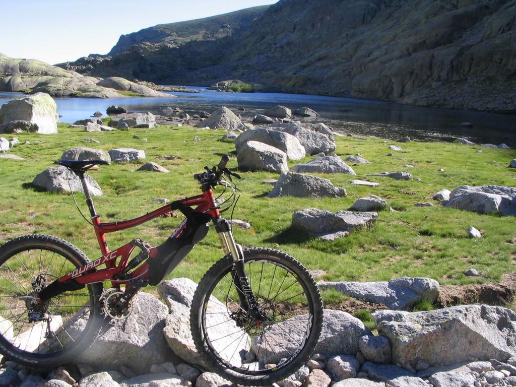 Гостевой дом La Pasailla De Gredos Навасепеда-де-Тормес Экстерьер фото