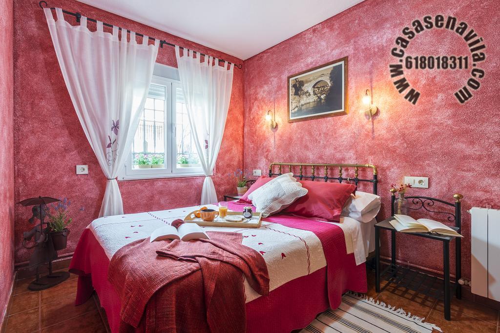 Гостевой дом La Pasailla De Gredos Навасепеда-де-Тормес Экстерьер фото